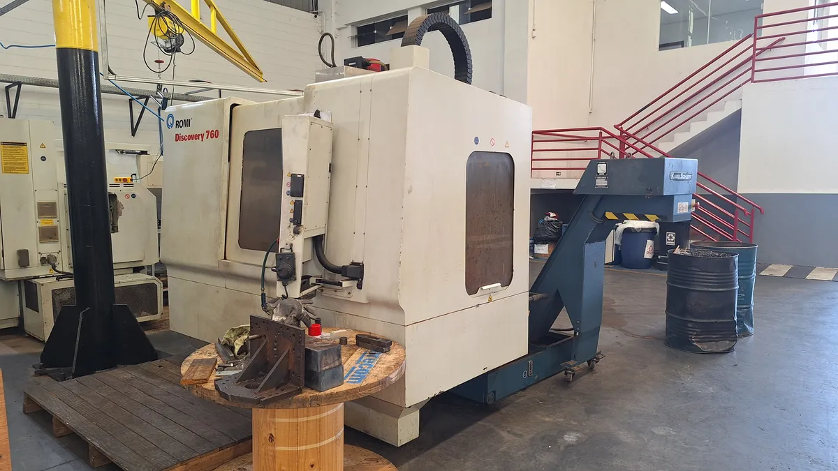 Centro De Usinagem Romi Discovery 760 Com Cnc Fanuc Usado (Usado) - Imagem 8