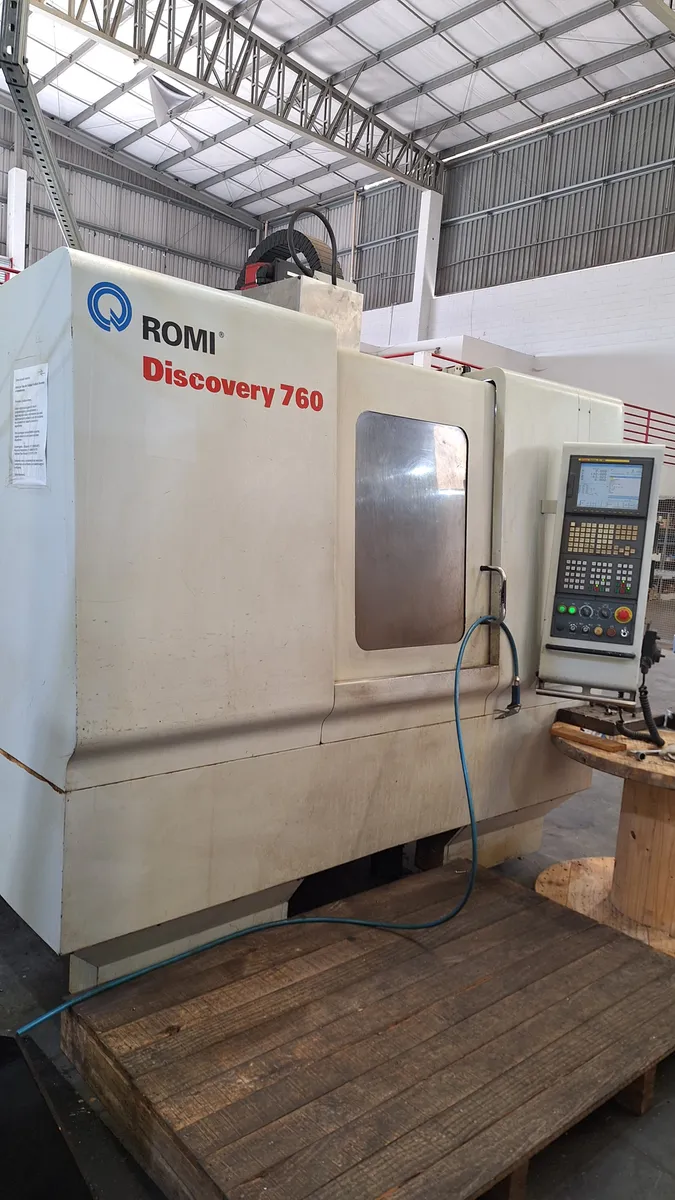 Centro De Usinagem Romi Discovery 760 Com Cnc Fanuc Usado (Usado)