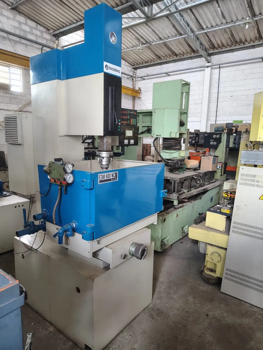 Eletro Erosão Penetração Engemaq Edm-900 Nc S.l Retrofitada. (Usado) - Imagem 2