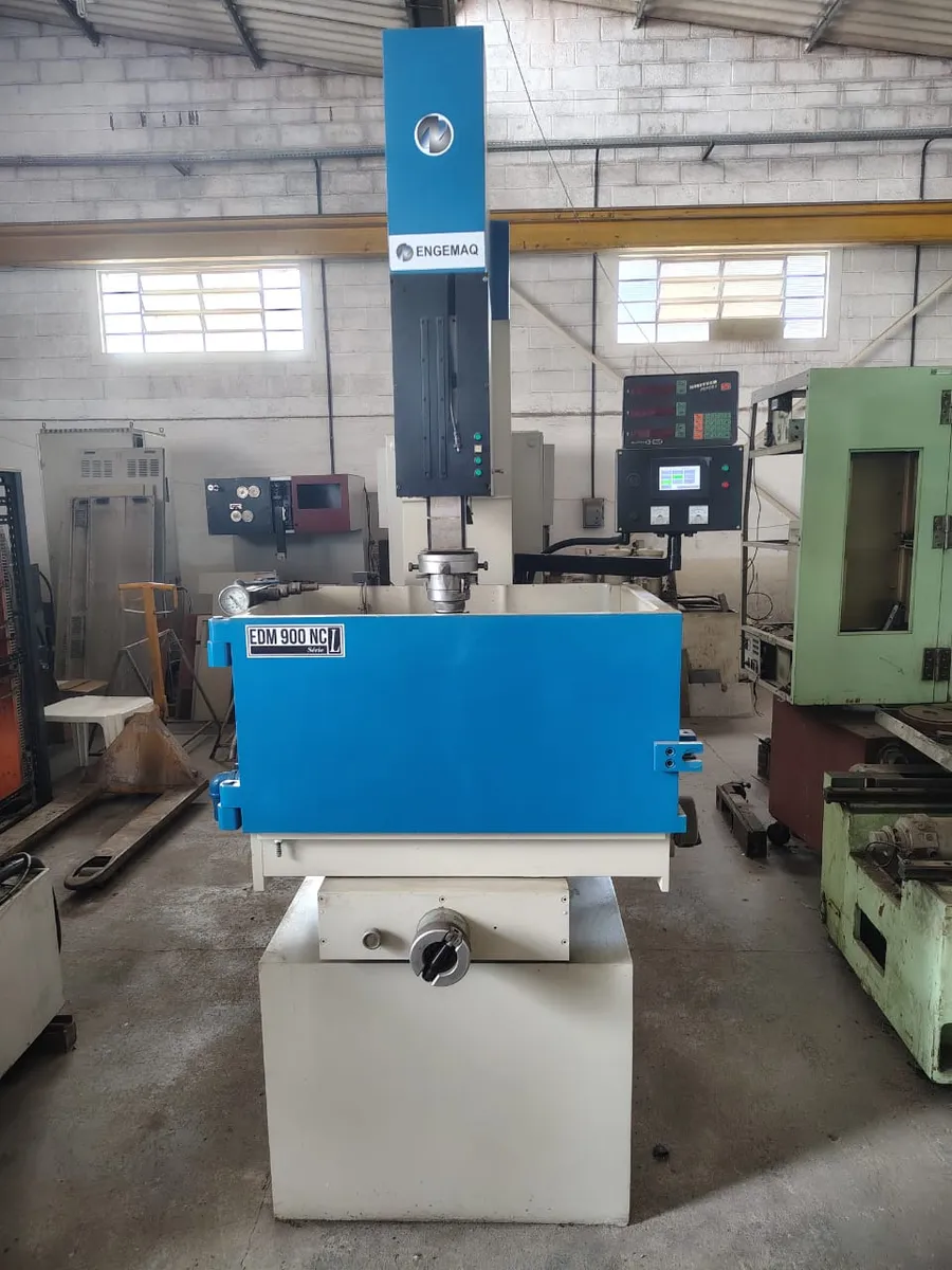 Eletro Erosão Penetração Engemaq Edm-900 Nc S.l Retrofitada. (Usado)
