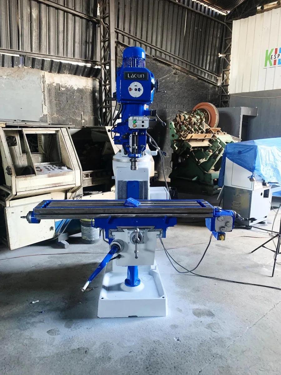Fresadora Ferramenteira Infresa Lagun FTV-2 Usada No Estado Azul 220v (Usado)