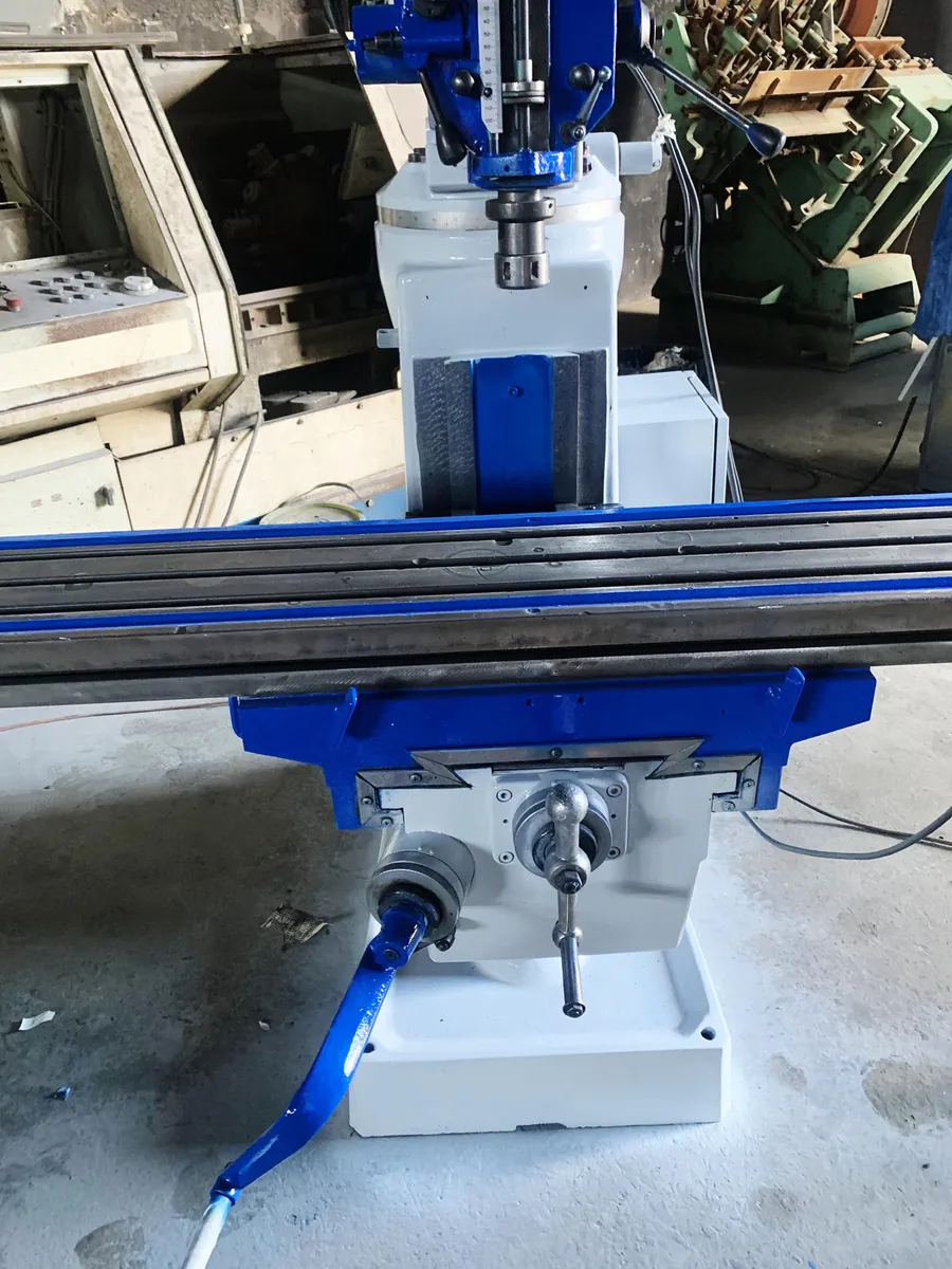 Fresadora Ferramenteira Infresa Lagun FTV-2 Usada No Estado Azul 220v (Usado) - Imagem 6