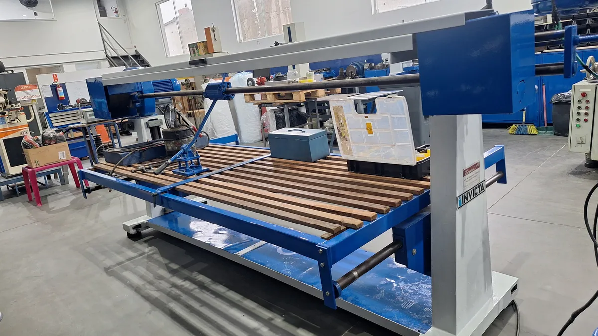 Lixadeira De Cinta Invicta Delta 7200x150 - 220v 60hz Usada Azul (Usado) - Imagem 4