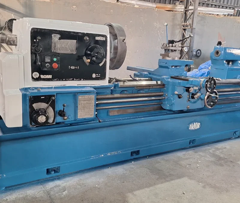 Torno Mecânico Romi MKD I Com 880mm X 3000mm Usado No Estado 220v (Usado)