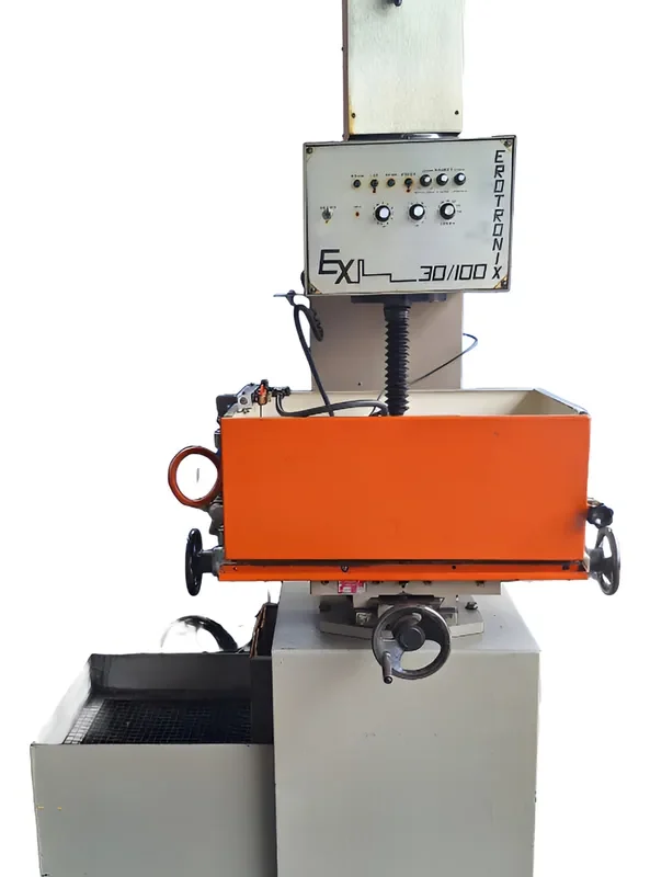 Eletro Erosão Penetração Erotronix 30 / 100 Usada No Estado (Usado)