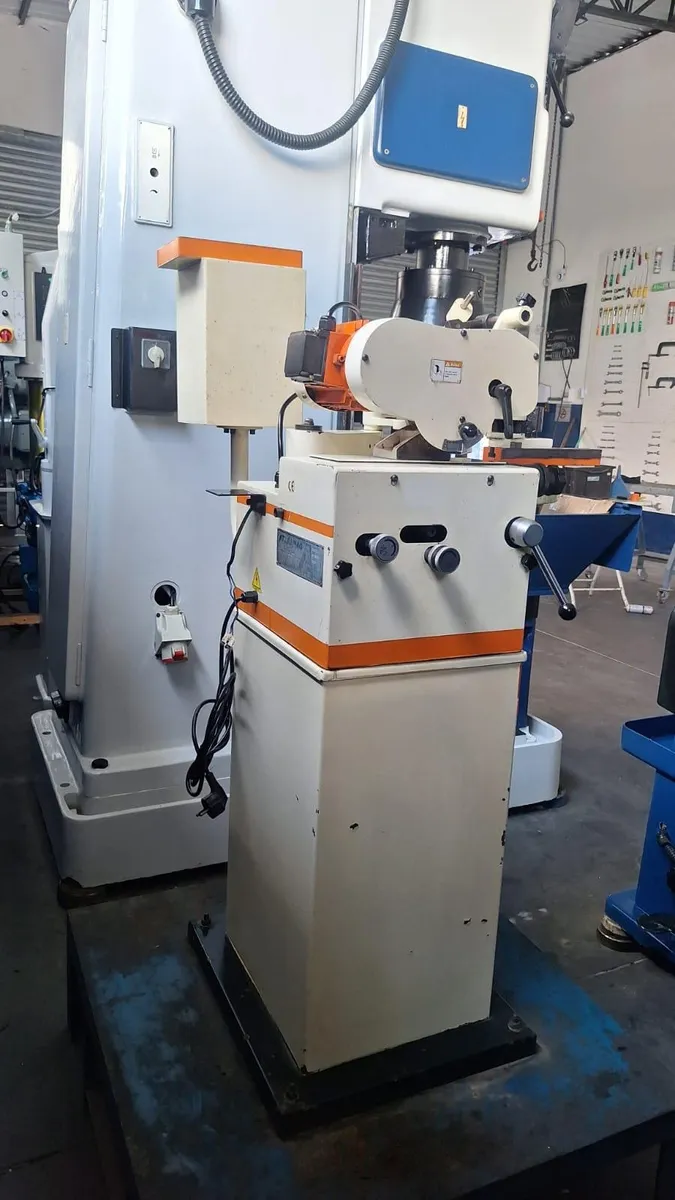 Afiadora De Serras De Disco Atlasmaq PP-480Z Usada Revisada. 220v Branco (Usado) - Imagem 5